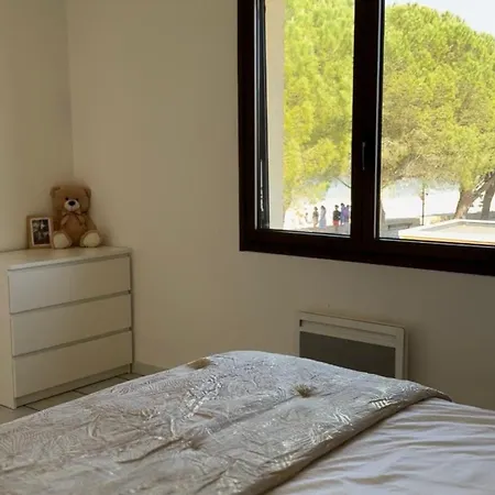 Les Pieds Dans L Eau アパート